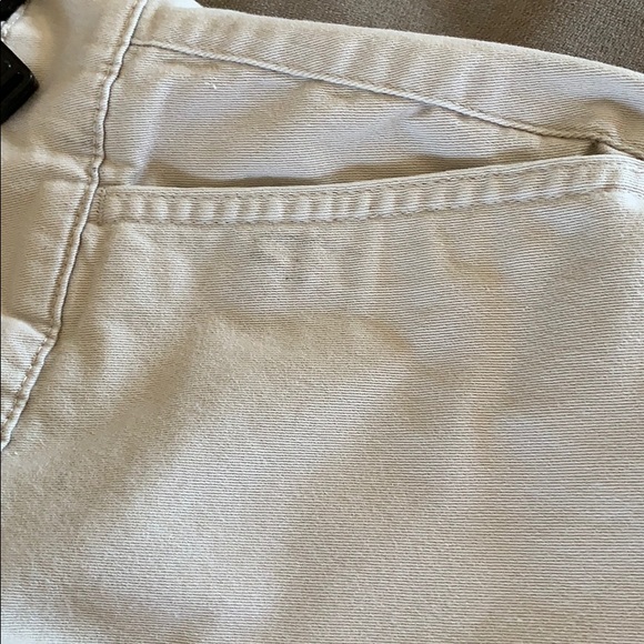 Calvin Klein Capris Khakis. Sz 8 - Picture 5 of 7